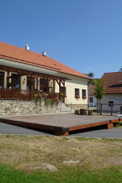 Penzion U Rudolfu Vlasenice Exterior foto